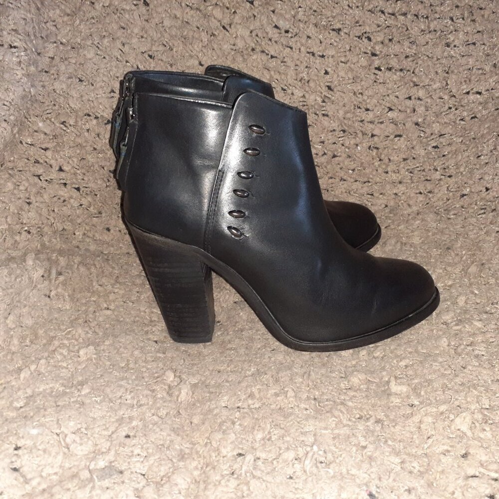 RAG & BONE-Alwyn-Studded Black Leather Heeled Booties-Back Zip-Sz 38.5-Excellent - Picture 5 of 9